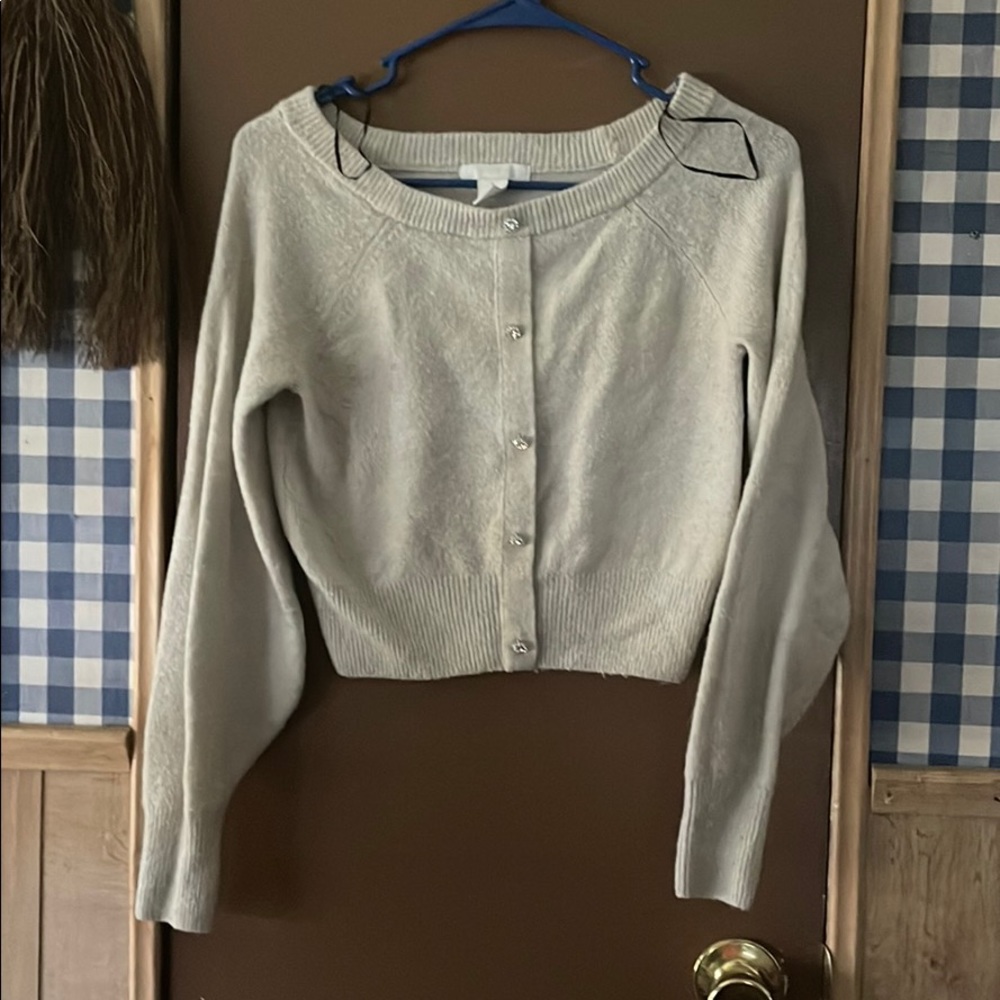 Sweater crop